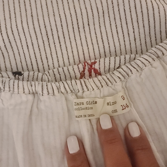 Zara Girls Embroidered Off-The-Shoulder Seer Sucker Top Size 9 - Picture 7 of 8